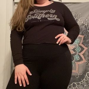 Simply southern crop top✨